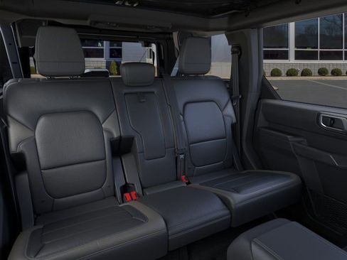 New 2025 Ford Bronco Outer Banks AWD/4WD image 11
