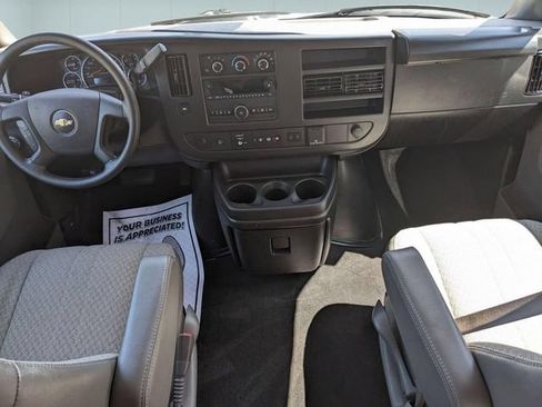 Used 2025 Chevrolet Express 3500 LT w/ LT Preferred Equipment Group RWD image 27