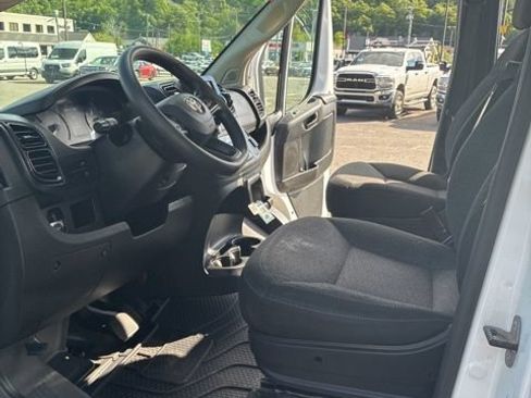 Used 2023 RAM ProMaster 2500 FWD image 25
