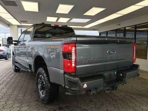 Used 2023 Ford F250 Lariat w/ Lariat Ultimate Package AWD/4WD image 8