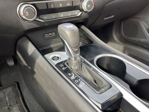 Used 2024 Nissan Altima 2.5 SV image 33