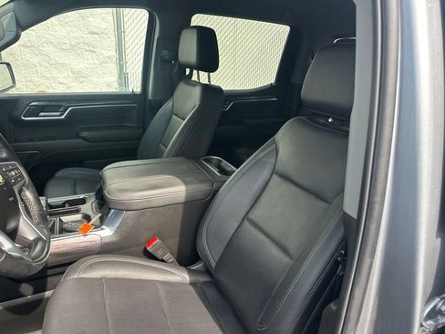 Used 2024 Chevrolet Silverado 1500 LTZ AWD/4WD image 11