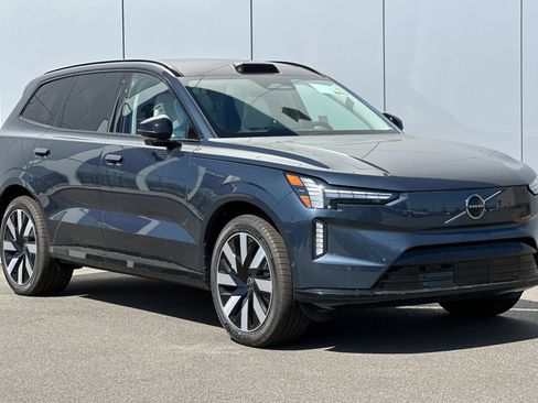 New 2025 Volvo EX90 Plus image 7