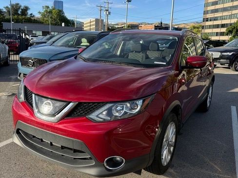 Used 2019 Nissan Rogue Sport SV w/ All-Weather Package AWD/4WD image 1
