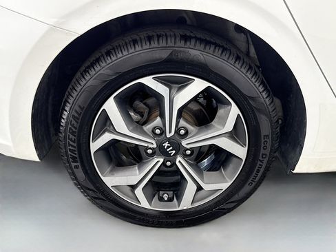 Used 2020 Kia Forte LXS image 32