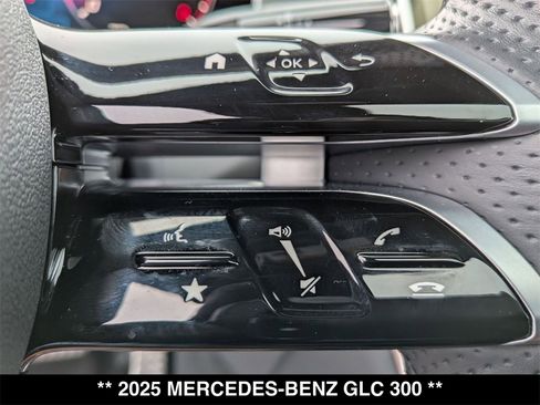 Certified 2025 Mercedes-Benz GLC 300 4MATIC image 19