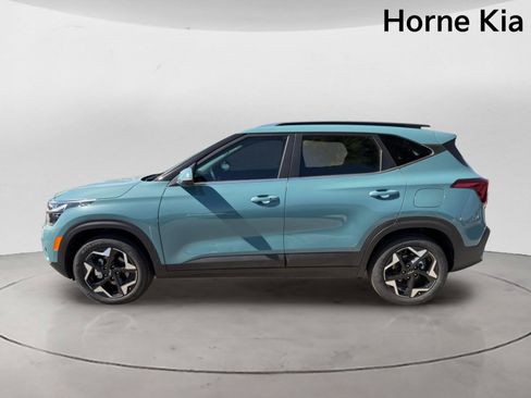 New 2026 Kia Seltos EX FWD image 6