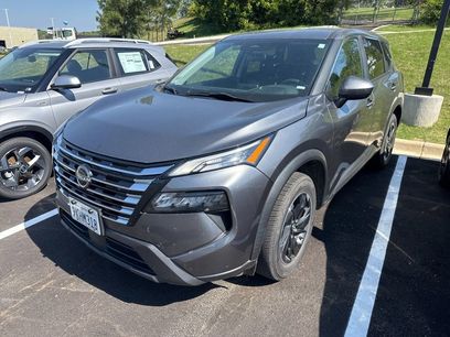 Used 2024 Nissan Rogue SV