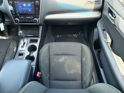 Used 2019 Subaru Outback 2.5i Premium AWD/4WD image 18