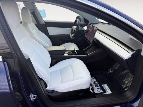 Used 2018 Tesla Model 3 Long Range image 19