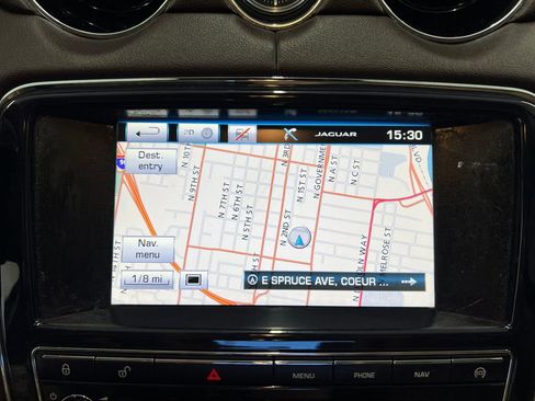 Used 2014 Jaguar XJ AWD image 23