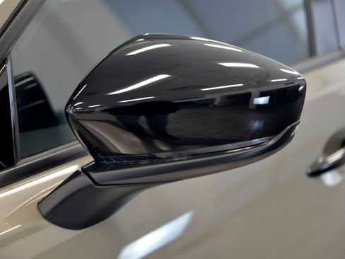 Certified 2025 MAZDA CX-70 Plug-In Hybrid w/ Premium Pkg image 12