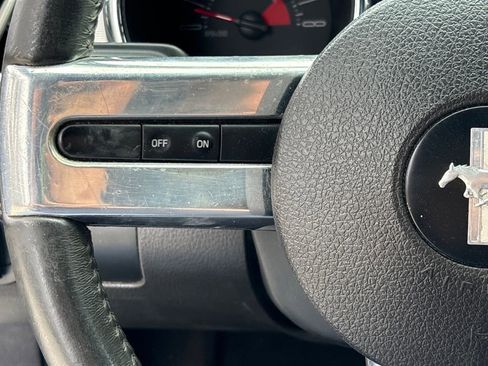 Used 2006 Ford Mustang GT image 18
