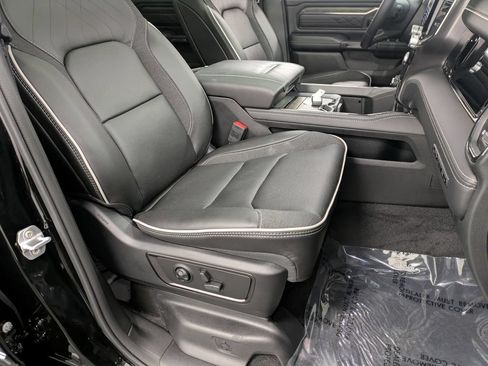 Used 2025 RAM 1500 Limited w/ Trailer Tow Group AWD/4WD image 38