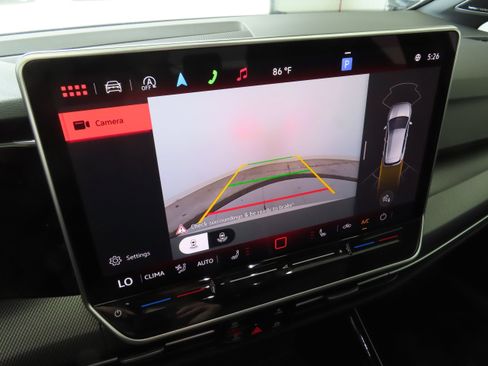 New 2026 Volkswagen GTI SE FWD image 18