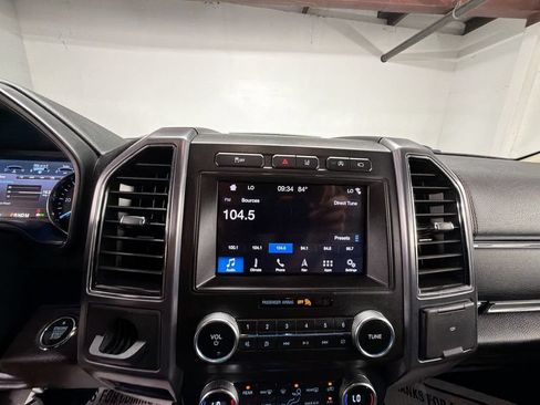 Used 2019 Ford Expedition Platinum RWD image 13