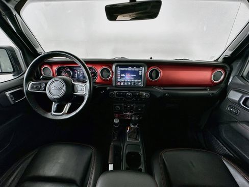 Used 2021 Jeep Gladiator Rubicon AWD/4WD image 13
