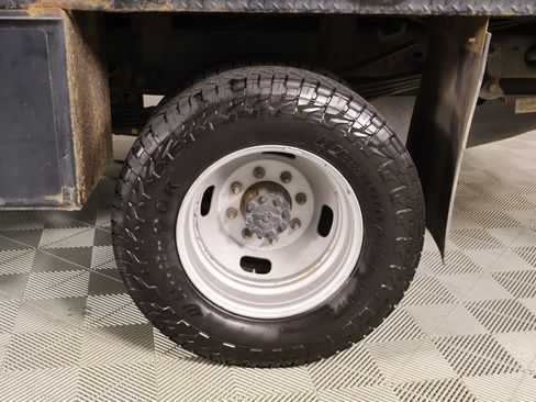 Used 2021 Ford F350 XL w/ Power Equipment Group AWD/4WD image 16