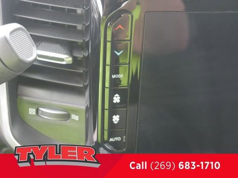 Used 2024 RAM 2500 Big Horn w/ Level 2 Equipment Group AWD/4WD image 35