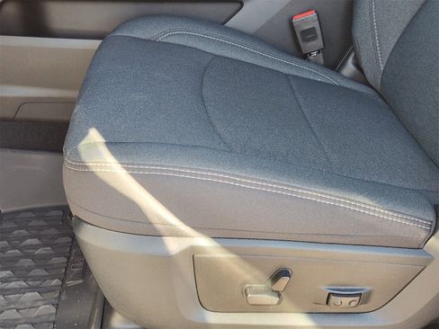 New 2025 RAM 2500 Big Horn image 37