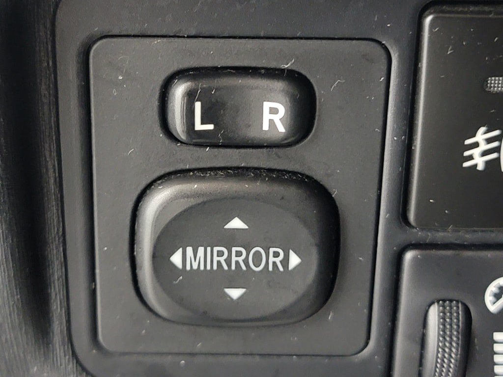 Used 2014 Toyota Prius Four FWD image 28