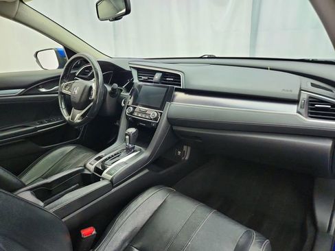 Used 2018 Honda Civic Touring image 26
