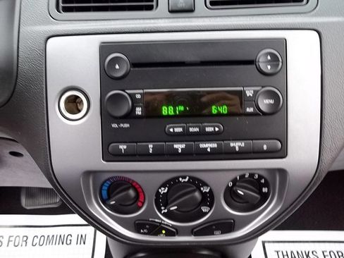 Used 2005 Ford Focus S image 20