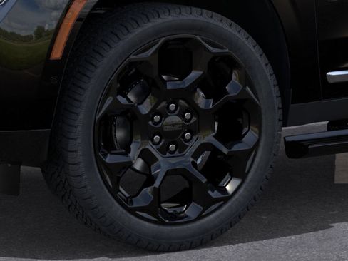 New 2026 GMC Yukon Denali w/ Denali Reserve Package AWD/4WD image 10
