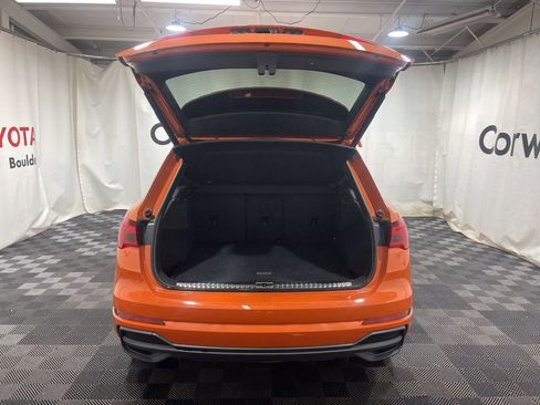 Used 2025 Audi Q3 2.0T Premium image 8