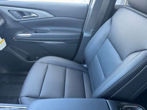 New 2026 Chevrolet Traverse LT w/ Midnight/Sport Edition AWD/4WD image 24