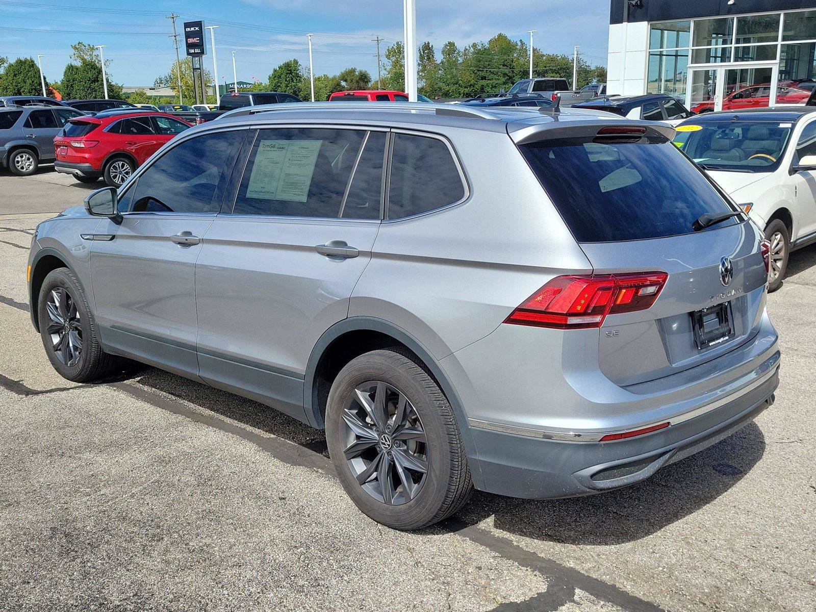 Used 2024 Volkswagen Tiguan Wolfsburg Edition AWD/4WD image 3