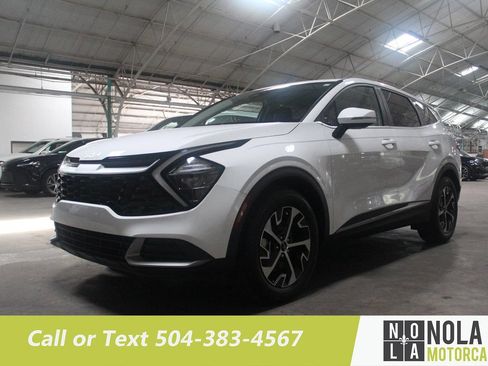 Used 2023 Kia Sportage EX FWD image 1