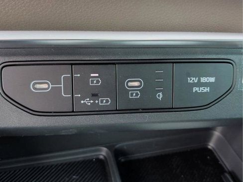 New 2026 Kia Carnival EX FWD image 20