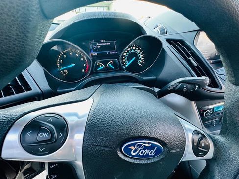 Used 2013 Ford Escape SE image 17