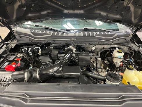 Used 2022 Ford F250 Lariat w/ Chrome Package image 28