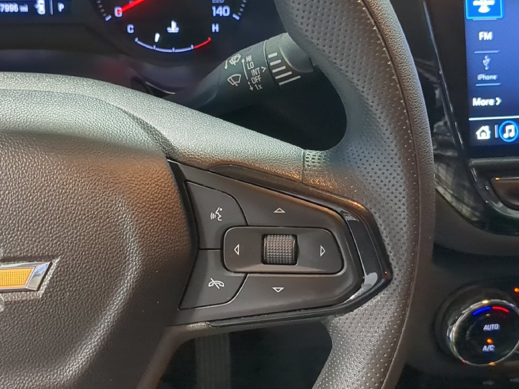 Used 2021 Chevrolet TrailBlazer LT w/ Convenience Package AWD/4WD image 30
