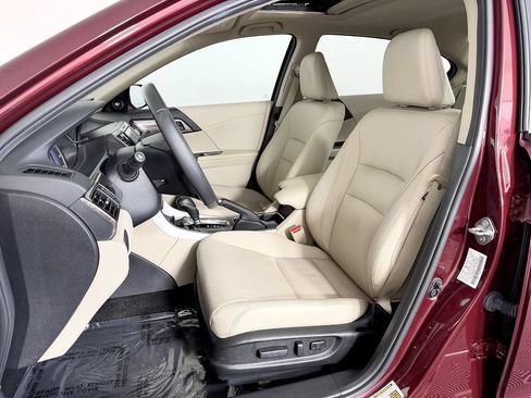 Used 2016 Honda Accord EX-L image 31