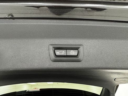 Used 2021 BMW X3 xDrive30i w/ M Sport Package image 39