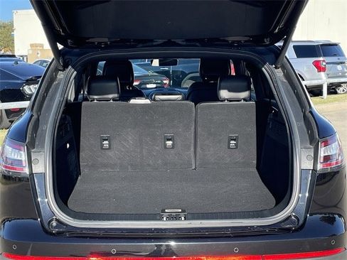 Used 2020 Lincoln Nautilus Reserve w/ Equipment Group 201A image 29