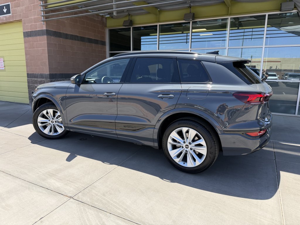 Used 2025 Audi Q6 e-tron Premium w/ Premium Plus RWD image 5