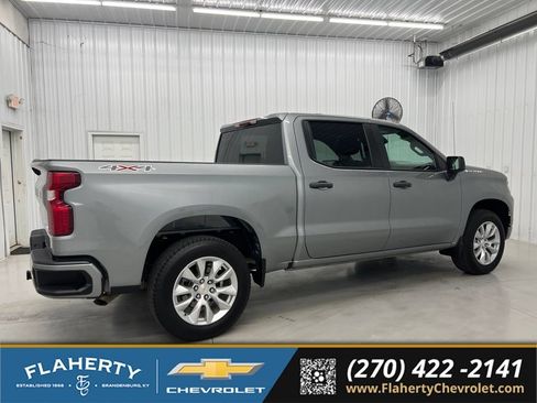 Used 2025 Chevrolet Silverado 1500 Custom AWD/4WD image 2