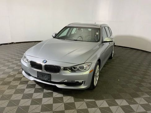 Used 2015 BMW 328i xDrive Wagon AWD/4WD image 3