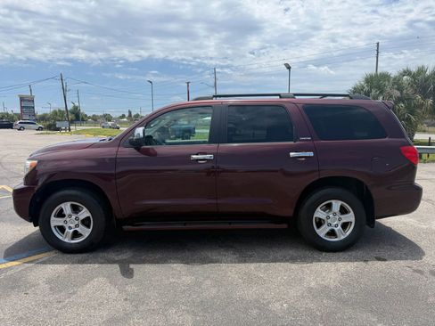 Used 2008 Toyota Sequoia Limited AWD/4WD image 2