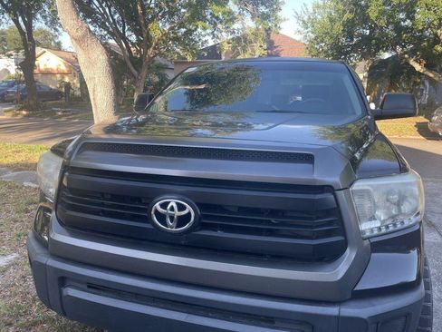 Used 2016 Toyota Tundra SR w/ Tow Package RWD image 2