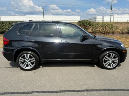 Used 2011 BMW X5 M image 17