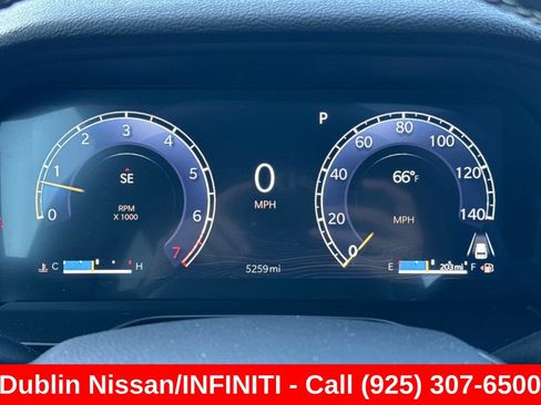 Used 2025 Jeep Grand Cherokee Laredo X w/ Luxury Tech Group I RWD image 41