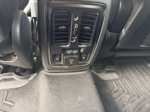 Used 2020 Dodge Durango GT AWD/4WD image 13