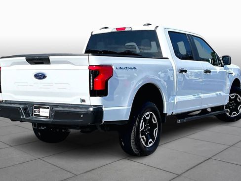 Used 2022 Ford F150 Lightning Pro image 13
