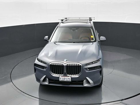 Used 2023 BMW X7 xDrive40i w/ Executive Package AWD/4WD image 19