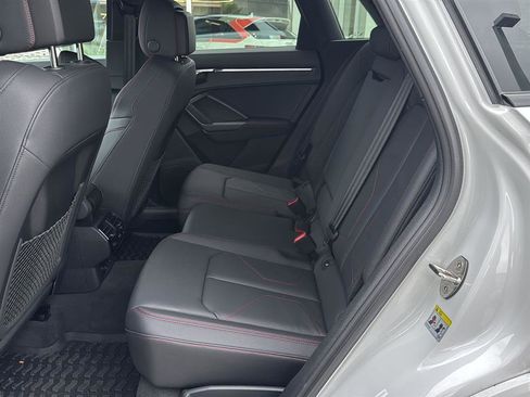 Used 2025 Audi Q3 2.0T Premium Plus w/ Premium Plus Package image 15